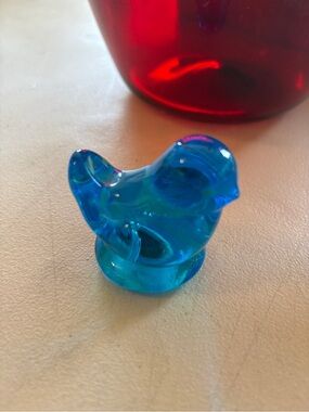 Leo Ward signed hand, blown Blue Glass Bird Figurine - Decorative Accent